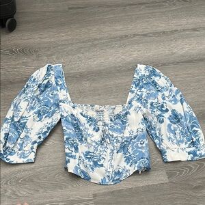 Reformation Luna Top in Olympia - Size 8